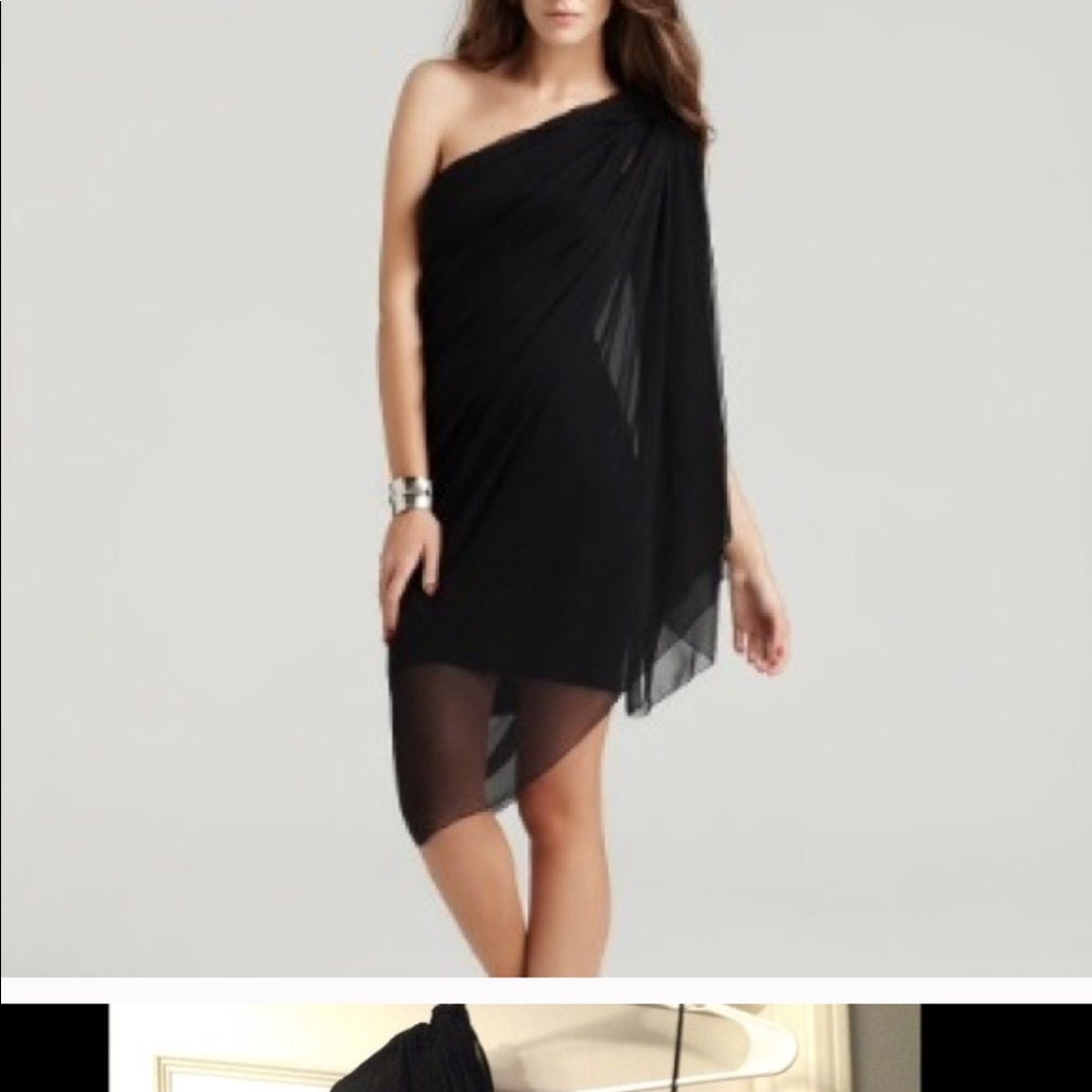 Brand new Alice + Olivia off shoulder black dress